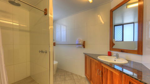 Sky View Units - Accommodation Whitsundays 3