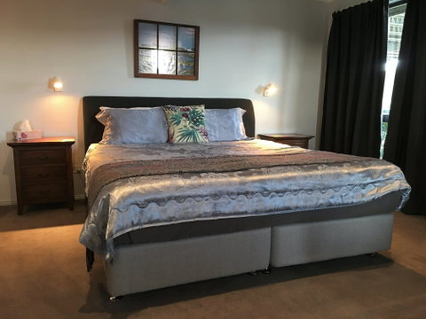 Storm Bay B & B - Accommodation Whitsundays 2
