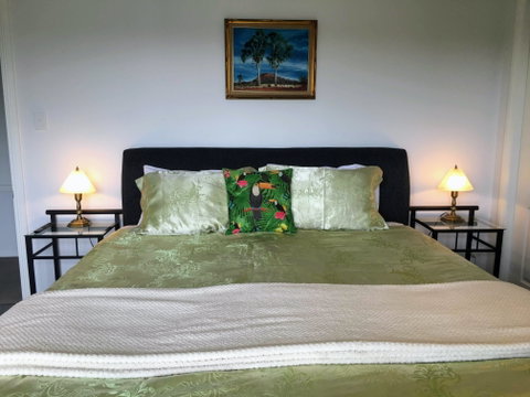 Storm Bay B & B - Accommodation Whitsundays 3