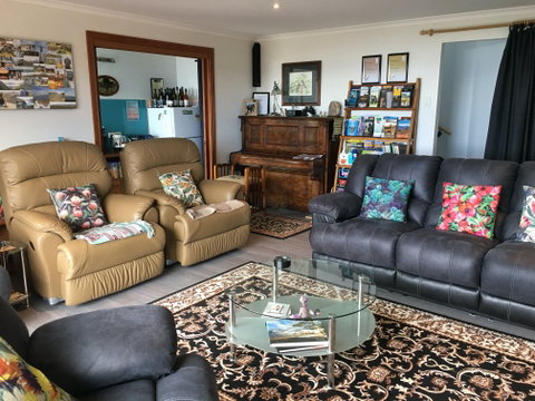 Storm Bay B & B - Accommodation Whitsundays 6