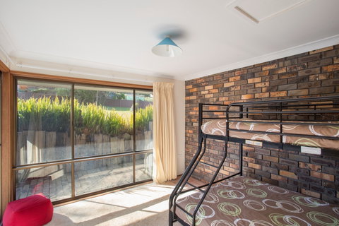 Stunning Clifftop - Accommodation Whitsundays 8