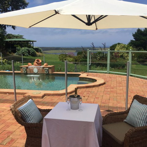 Tilba Lake House - Accommodation Whitsundays 2