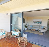 All Decked out at Penguin Mews - Accommodation Whitsundays