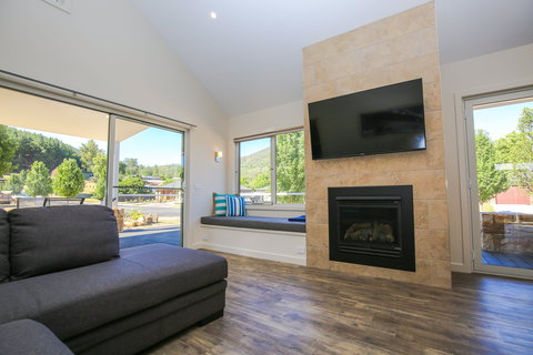 Amber Mist Villas - Accommodation Whitsundays 0