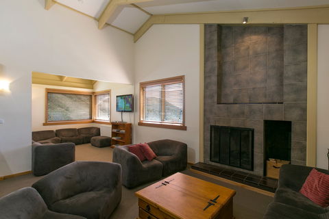 Cooroona Alpine Lodge - Accommodation Whitsundays 5