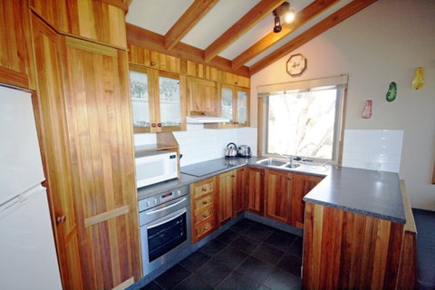 Edzell - Accommodation Whitsundays 2