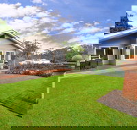 Hedgerow - Accommodation Whitsundays