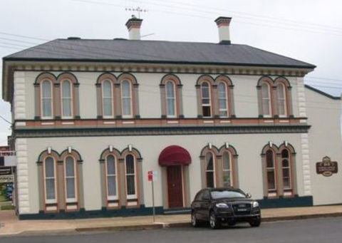 Heritage Guest House - Accommodation Whitsundays 1