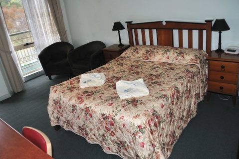 Miranda Lodge - Accommodation Whitsundays 0