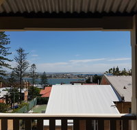 Newcastle Short Stay Apartments - Vista Apartment - Accommodation Whitsundays