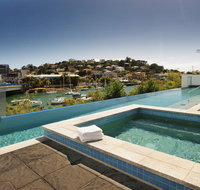 Oaks Townsville Gateway Suites - Accommodation Whitsundays