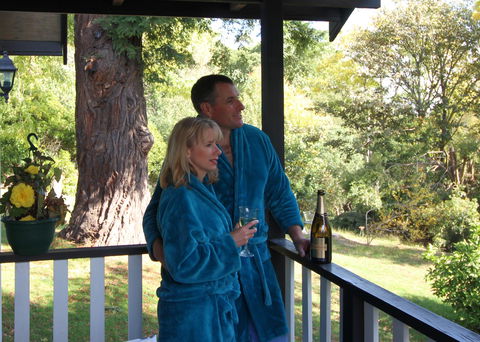 Olinda Country Cottages - Accommodation Whitsundays 1