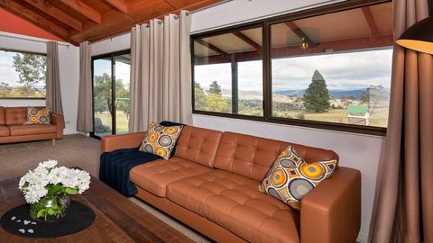 Peak View House - Accommodation Whitsundays 1