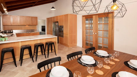 Peak View House - Accommodation Whitsundays 3