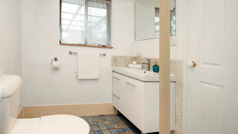 Peak View House - Accommodation Whitsundays 6