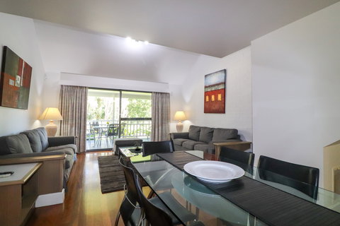 Plover Deluxe Villa 25 - Accommodation Whitsundays 1