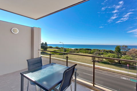 Quality Hotel Sands - Accommodation Whitsundays 0