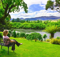 Shingles Riverside Cottages - The