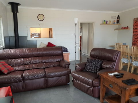 Sunset Sippers - Accommodation Whitsundays 9