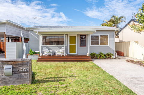 Surf Shack - Accommodation Whitsundays 0