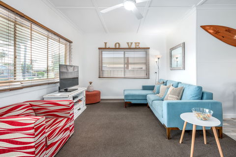 Surf Shack - Accommodation Whitsundays 2