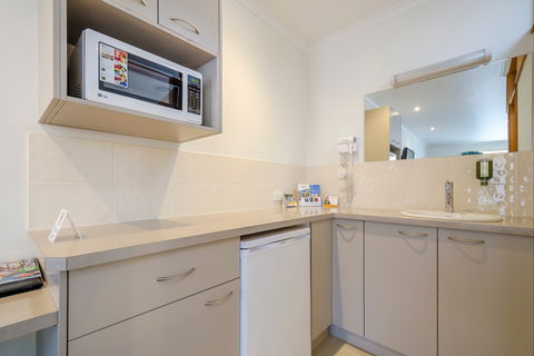 Werribee Motel & Apartments - Accommodation Whitsundays 2