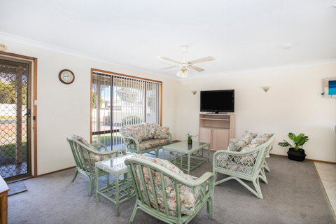 Affordable Holiday Accommodation - Accommodation Whitsundays 1
