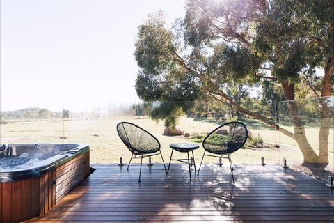 Alure Stanthorpe - Accommodation Whitsundays 1