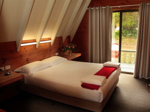 Bicheno By The Bay - Accommodation Whitsundays 1