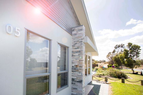 Brock's Base Wellington East - Accommodation Whitsundays 0