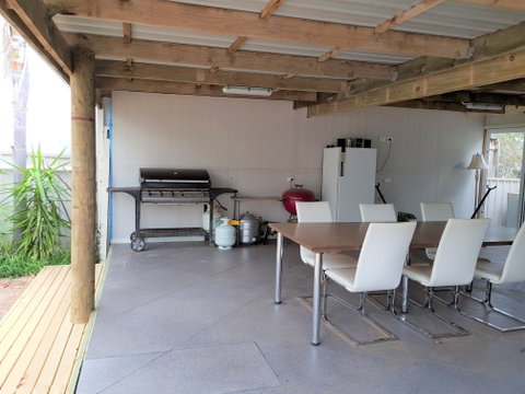 Cactus Hill - Accommodation Whitsundays 2