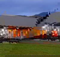 Crystal Creek Meadows Luxury Cottages and Spa Retreat - Accommodation Whitsundays