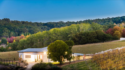 Esto House - Accommodation Whitsundays 0