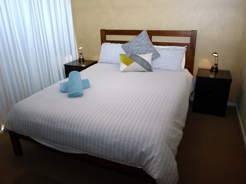 Jindabyne Townhouse - Accommodation Whitsundays 2