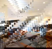 Lomandra Retreat - Accommodation Whitsundays