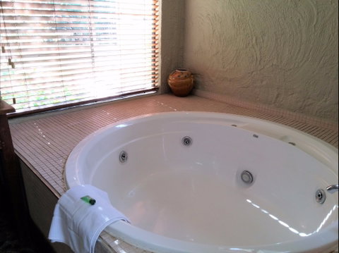 Milton Country Cottages - Accommodation Whitsundays 2