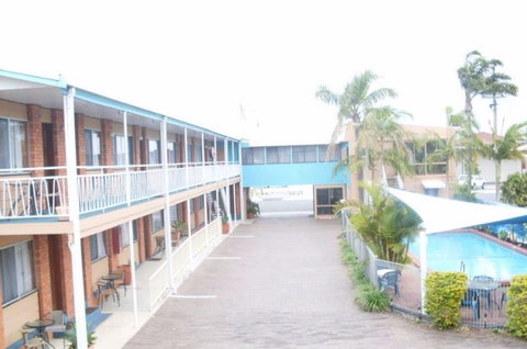 Pacific Motor Inn - Accommodation Whitsundays 0