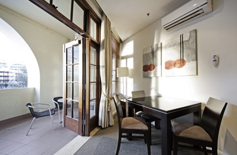 Quest Canberra - Accommodation Whitsundays 2