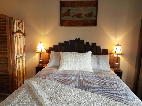 Riverline Cottage - Accommodation Whitsundays 2