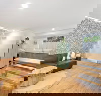 Sunset Beach - Surfside - Accommodation Whitsundays