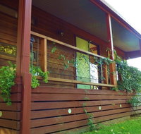 Tumut Log Cabins