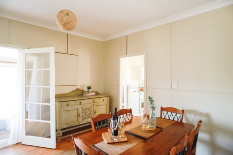 Adelong Valley Farm Stays - Moorallie Cottage - Accommodation Whitsundays 2
