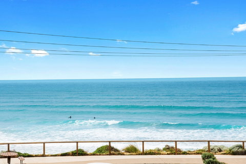 A Point Of View - Accommodation Whitsundays 0