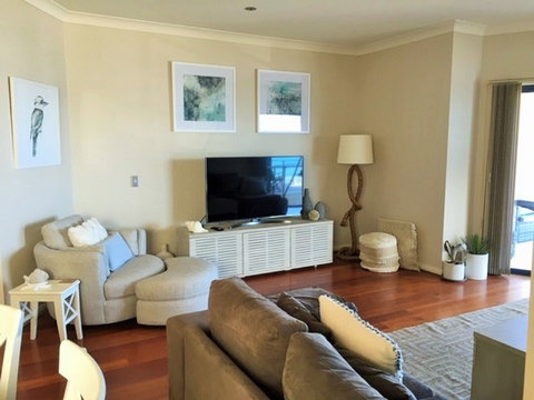 A Point Of View - Accommodation Whitsundays 2