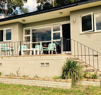 Cosy Seaside Cottage - Accommodation Whitsundays