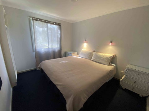 Elliston Caravan Park - Accommodation Whitsundays 2