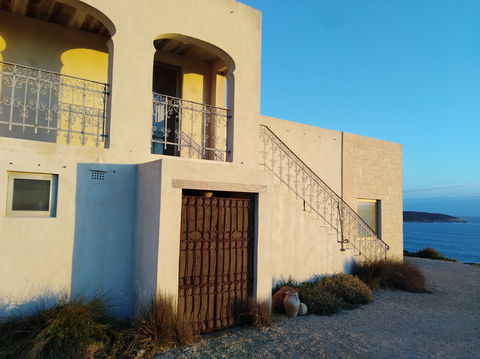 Lejano Bremer Bay - Accommodation Whitsundays 1