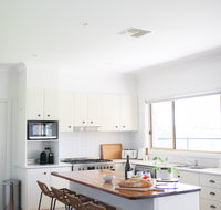 Little River Lodge Tumut - Accommodation Whitsundays