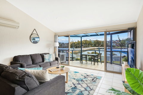 Sails Luxury Apartments - Accommodation Whitsundays 2