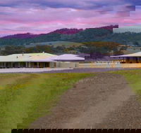 The Hill Paddock - Accommodation Whitsundays